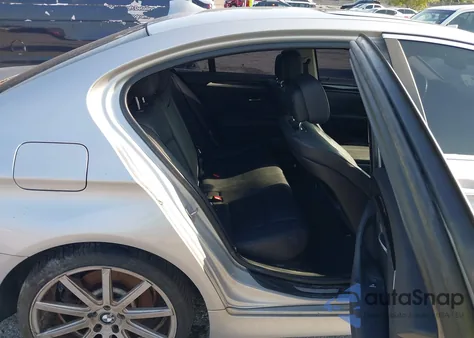 2013 BMW 528I из США, поврежденный, VIN WBAXG5C58DD229696